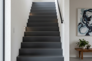 epoxy antraciet op betonnen trap in Maastricht